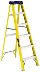 Louisville - 4 Steps, 5' High, Type I Rating, Fiberglass Step Ladder - 250 Lb Capacity, 20-3/8" Base Width - First Tool & Supply